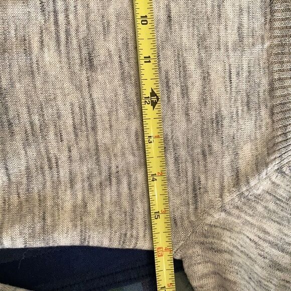 Dakini NWOT szXS heathered grey LS hoodie w/ front pockets & thumb hole sleeves - Picture 13 of 13